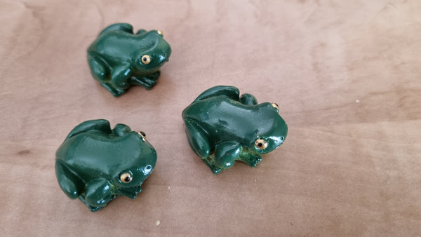 Mini Garden Frogs Ornament